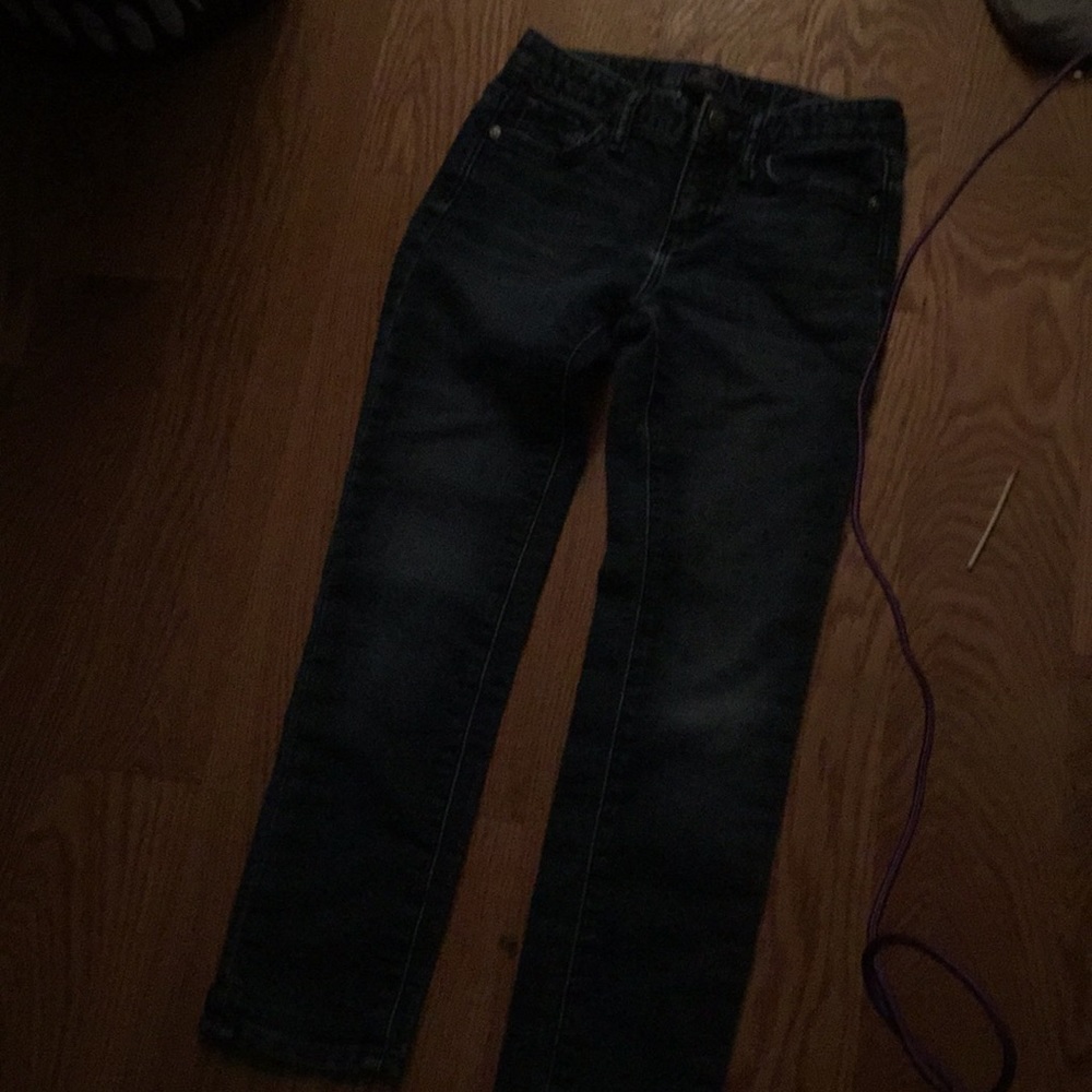 I’m selling nice jeans